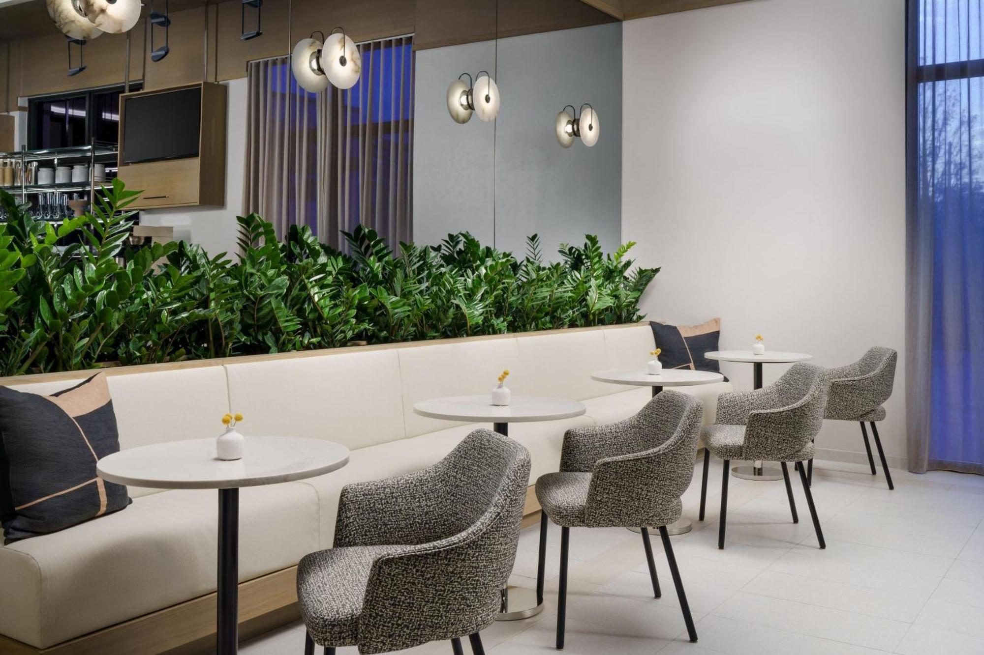 Ac Hotel By Marriott Naples 5Th Avenue 外观 照片