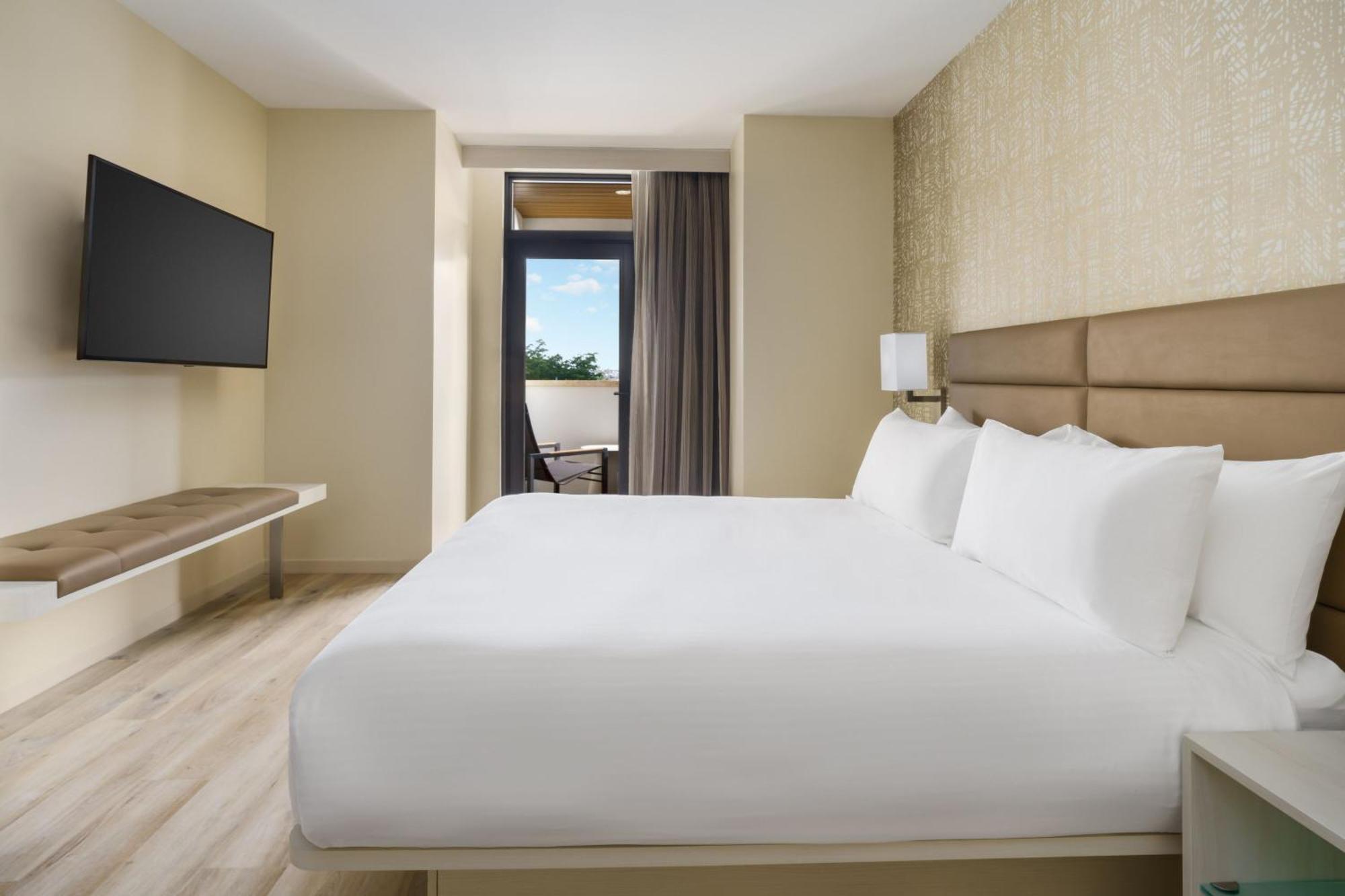 Ac Hotel By Marriott Naples 5Th Avenue 外观 照片